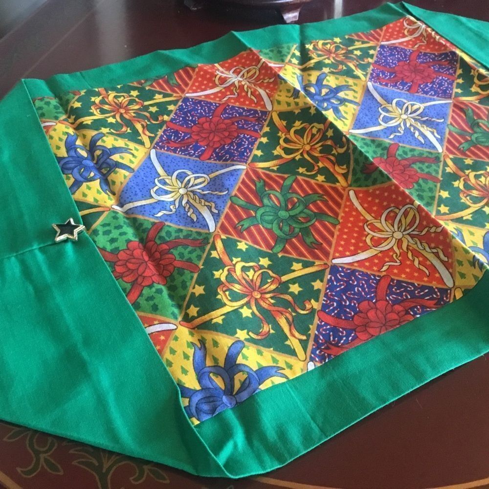 Handmade Holiday Runner NWOT